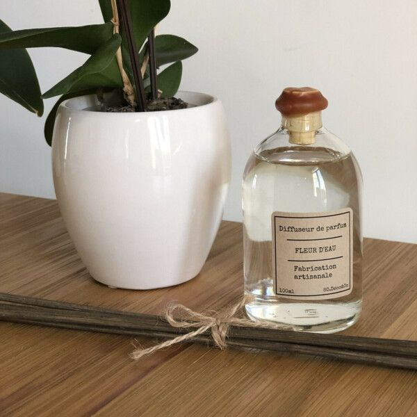 Parfum d'Ambiance d'intérieur Fleur de coton 100 ml (Fleur de coton,  poudrée) à base de parfum de Grasse et d'huiles essentielles naturelles - Ô  d'Ambiance